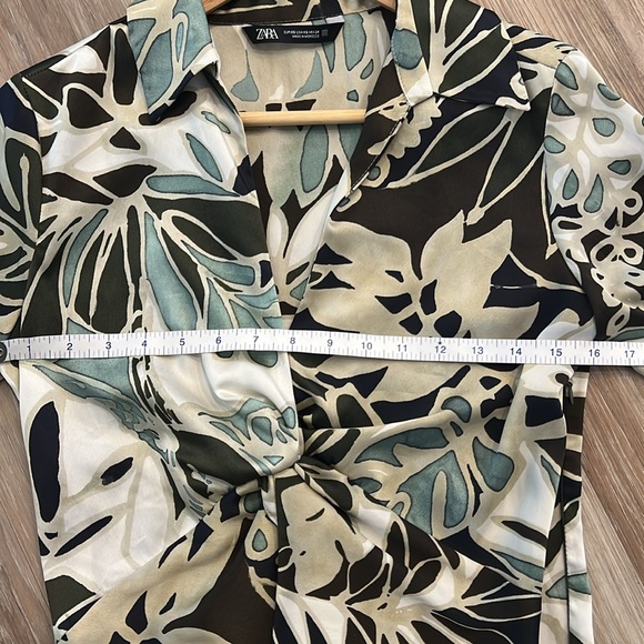 Zara printed top twist front - Picture 7 of 7